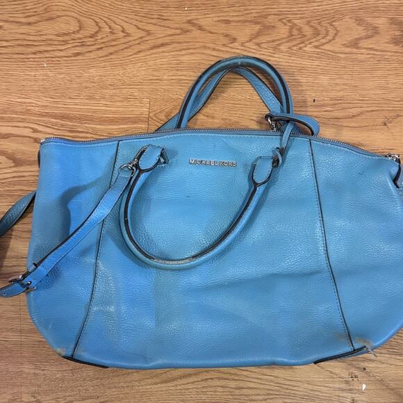 Michael Kors Handbags - Michael Kors Teal Leather Tote